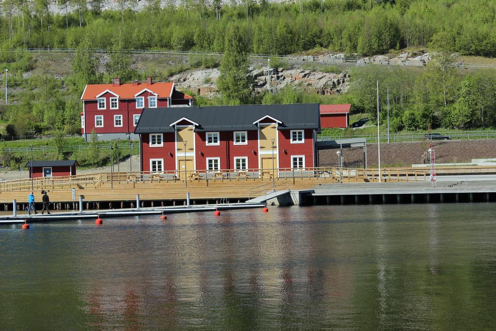 Oernskoeldsviks Gaesthamn旅舍 外观 照片